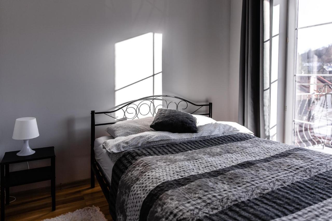 Apartament Szczesliwy Ustrzyki Dolne Exterior foto